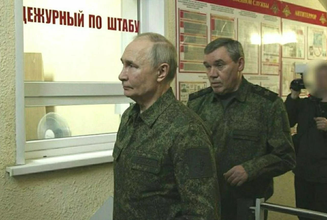 Кремль сподівається, що США «віддадуть» Україну, і відкидає будь-які поступки, - Financial Times Кремль сподівається, що США «віддадуть» Україну, і відкидає будь-які поступки, - Financial Times